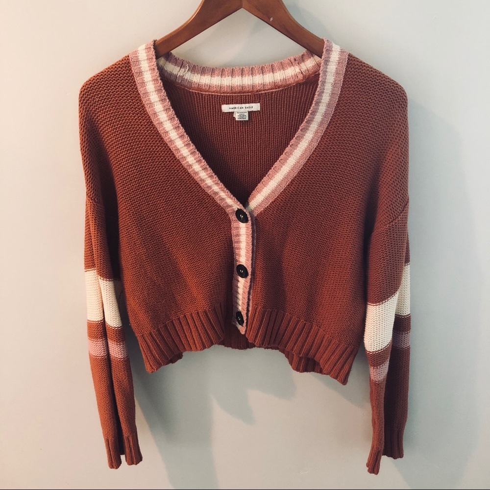 American Eagle cropped cardigan sweater